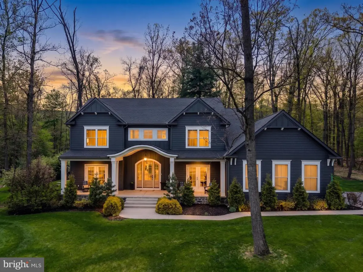 20 Barnitz Woods Dr, Mount Holly Springs, PA 17065 - #1