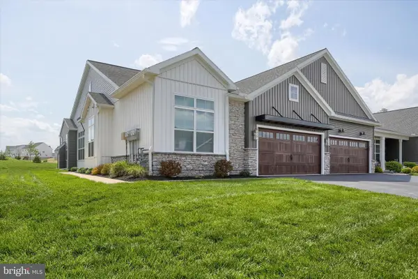 736 Aurora Dr, MECHANICSBURG, PA 17055
