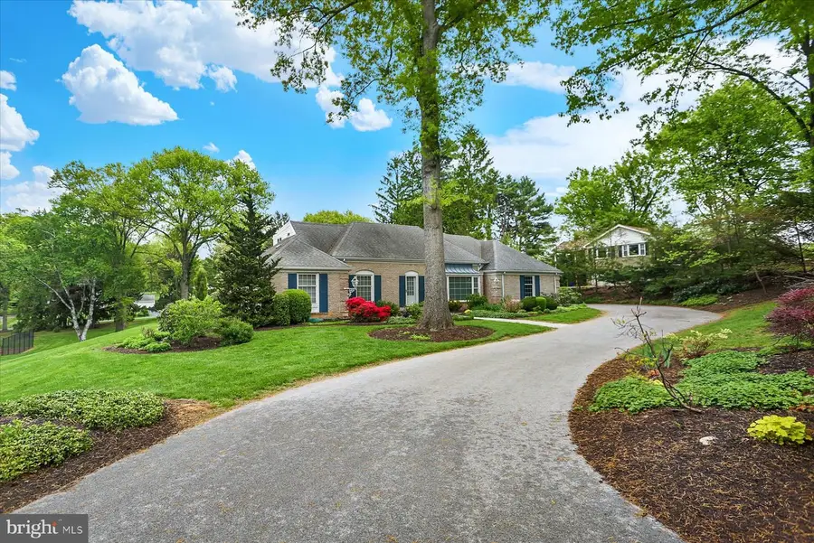 23 W West Lawn Circle, Wormleysburg, PA 17043 - #2