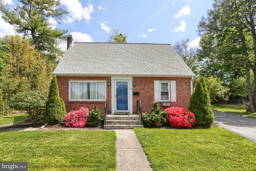 8 Green Cir, Camp Hill, PA 17011 - #2