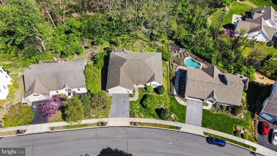 2425 Rolling Hills Drive, Mechanicsburg, PA 17055 - #3