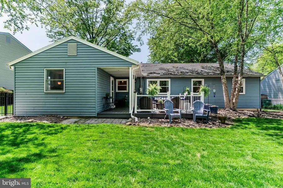 529 Fairway Dr, Camp Hill, PA 17011 - #2