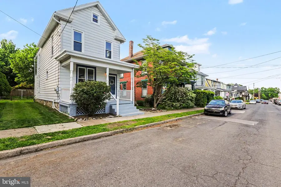 311 10th St, New Cumberland, PA 17070 - #3