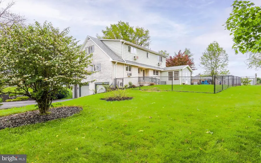 218 Three Square Hollow Rd, Newburg, PA 17240 - #3