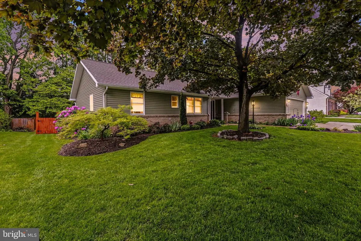 82 Fairway Dr, Camp Hill, PA 17011 - #1