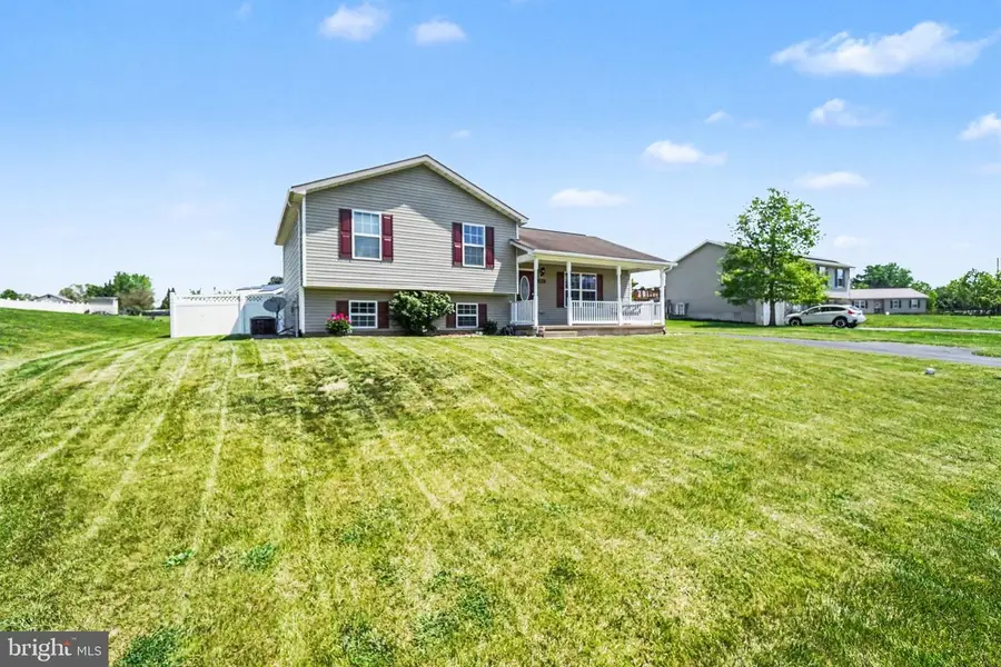 206 Pike Ct, Shippensburg, PA 17257 - #2