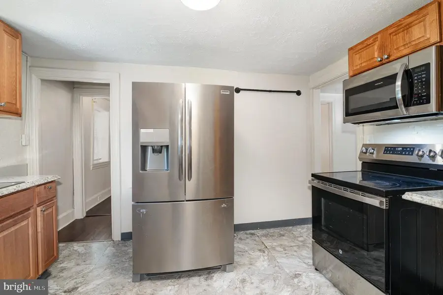 3311 Chestnut St, Camp Hill, PA 17011 - #2