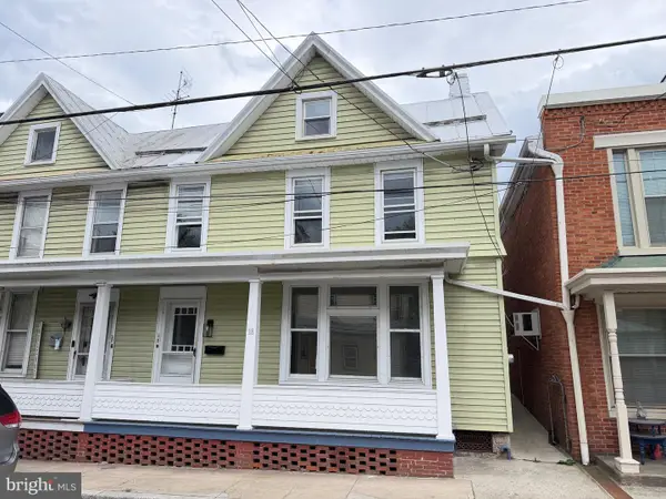 18 E Main St, NEWVILLE, PA 17241
