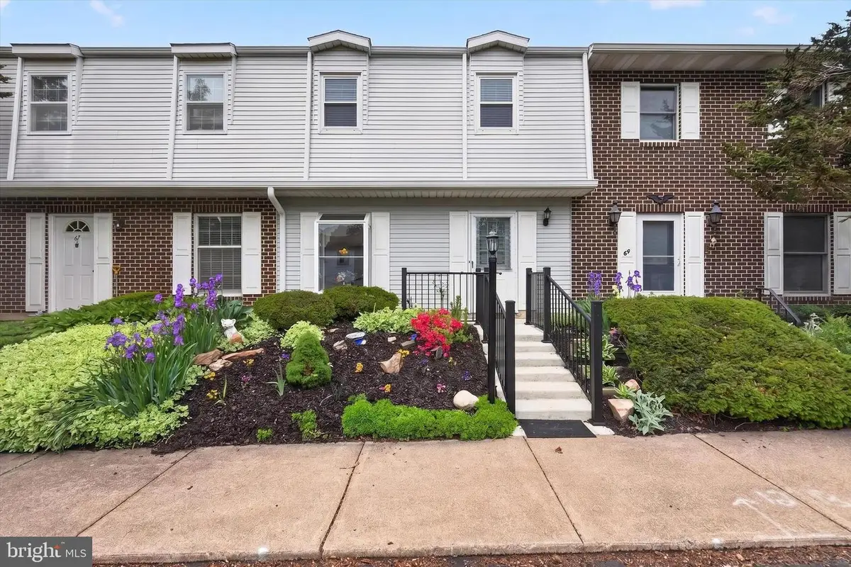 68 Drexel Pl, New Cumberland, PA 17070 - #1