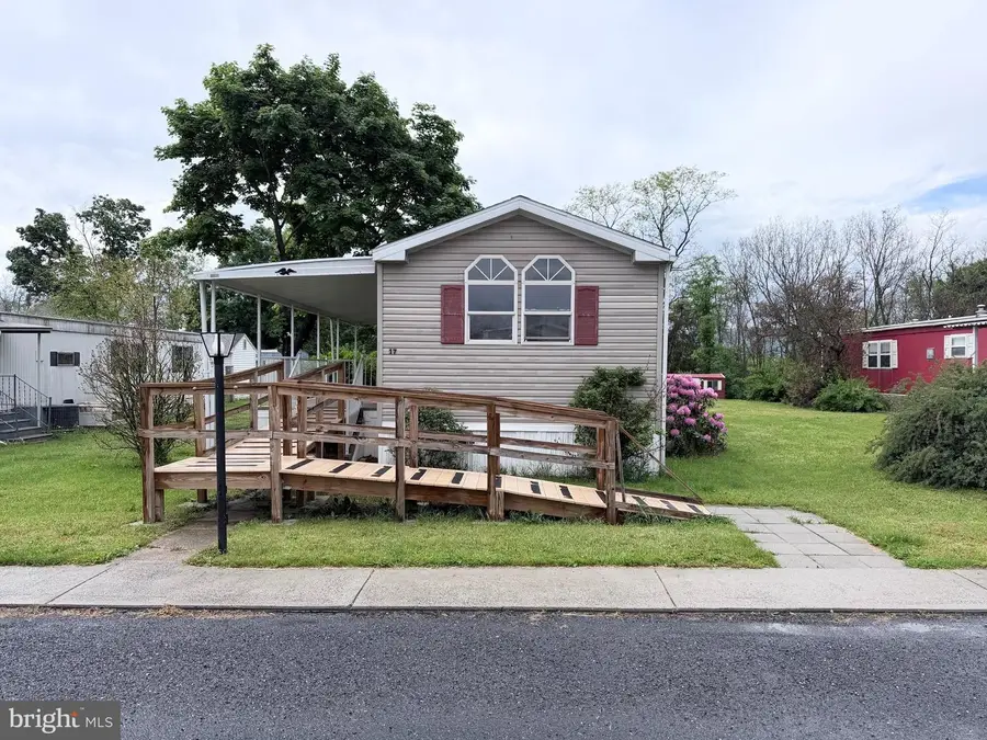 17 Coral Drive, Carlisle, PA 17013 - #2