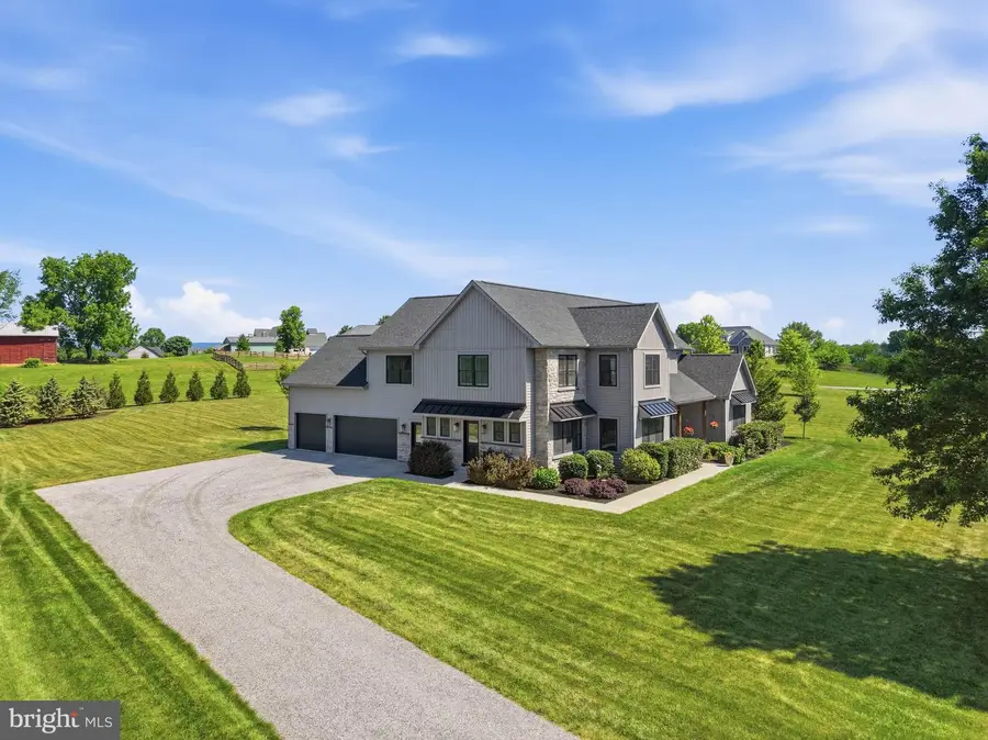 4 Walton Dr, Carlisle, PA 17015 - #3