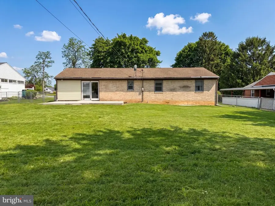 15 Kenwood Avenue, Carlisle, PA 17013 - #2