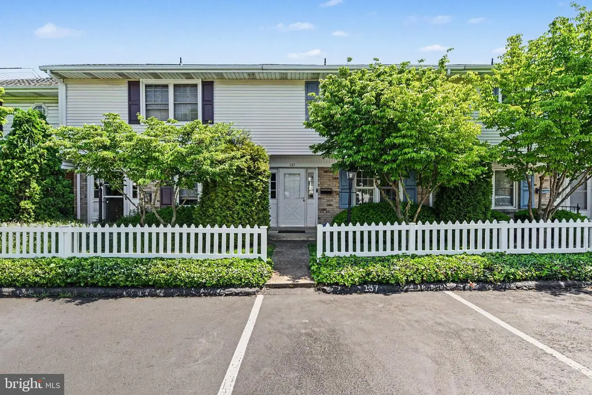 137 W Vine St, Shiremanstown, PA 17011 - #1