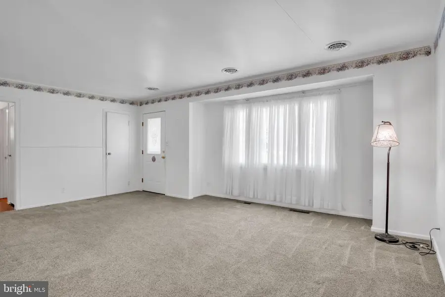3567 Green St, Camp Hill, PA 17011 - #3