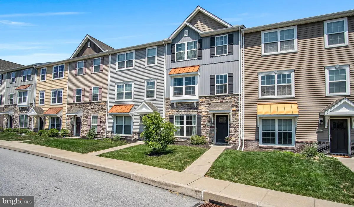 4520 Laurel Valley Ln, Enola, PA 17025 - #1