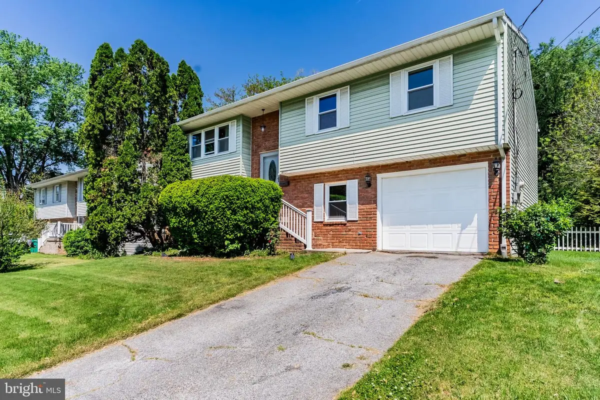 4831 Charles Rd, Mechanicsburg, PA 17050 - #1
