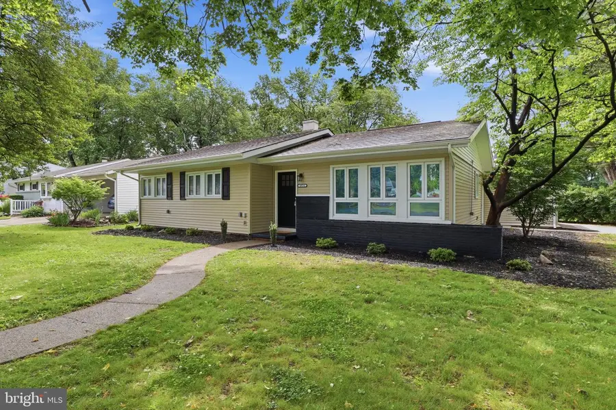 4814 Delbrook Rd, Mechanicsburg, PA 17050 - #3