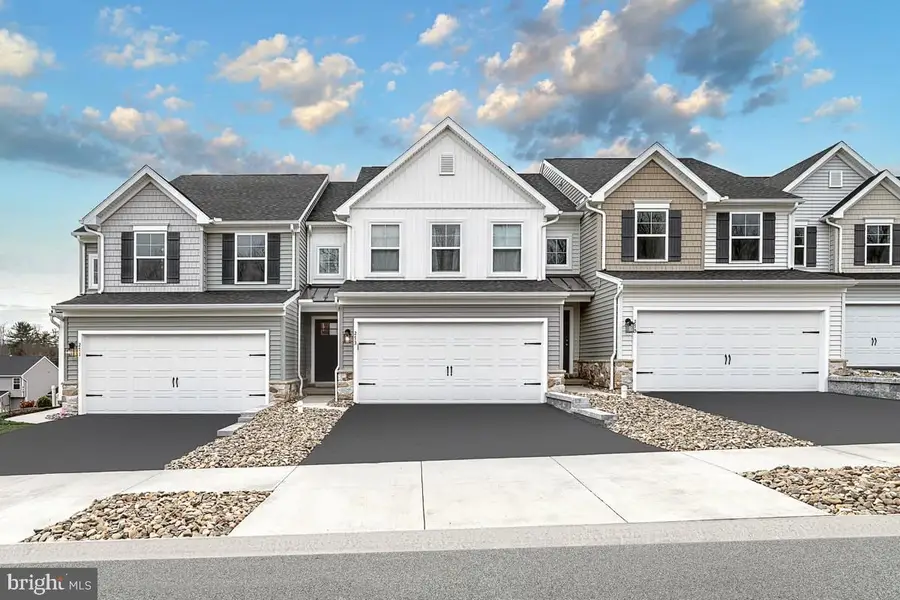 2225 Hampden Ct #lot 24, Enola, PA 17025 - #2
