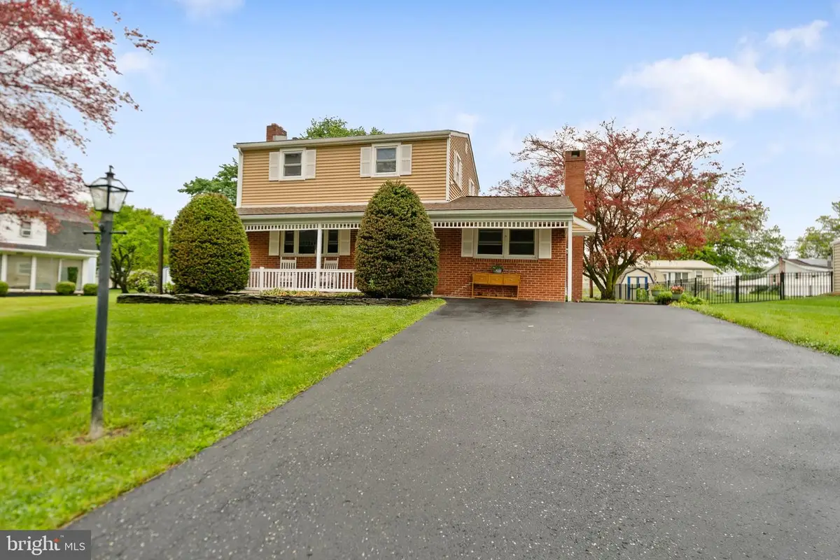 906 Herman Drive, Mechanicsburg, PA 17055 - #1