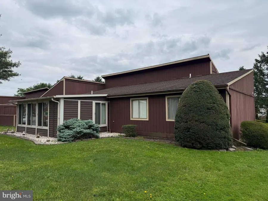856 Melissa Ct, Enola, PA 17025 - #3