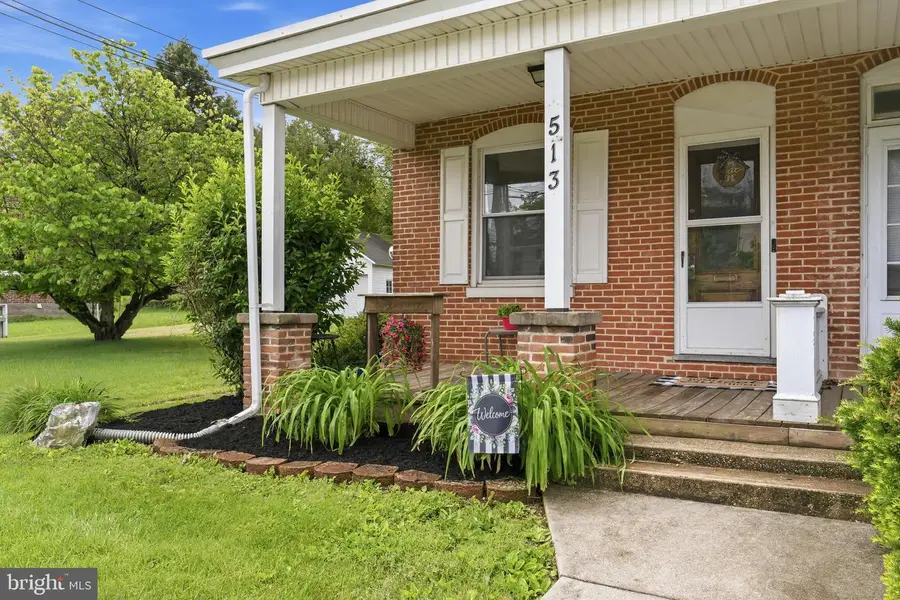 513 S 3rd St, Lemoyne, PA 17043 - #2