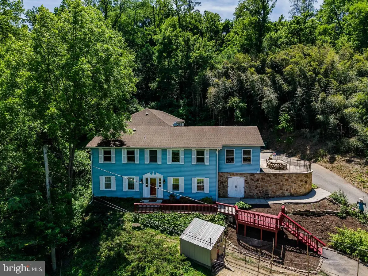 4968 Erbs Bridge Rd, Mechanicsburg, PA 17050 - #1