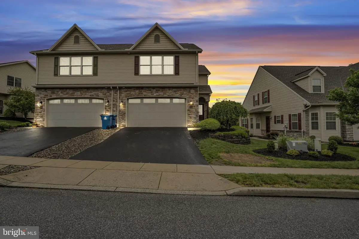 24 Crest View, Carlisle, PA 17013 - #1