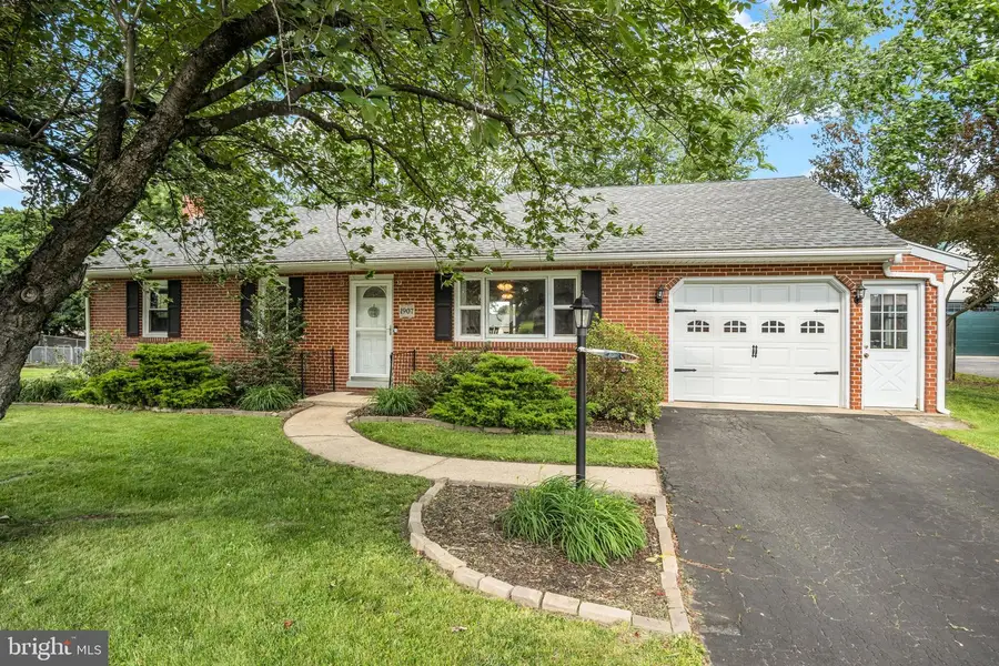1907 Sterretts Gap Avenue, Carlisle, PA 17013 - #2