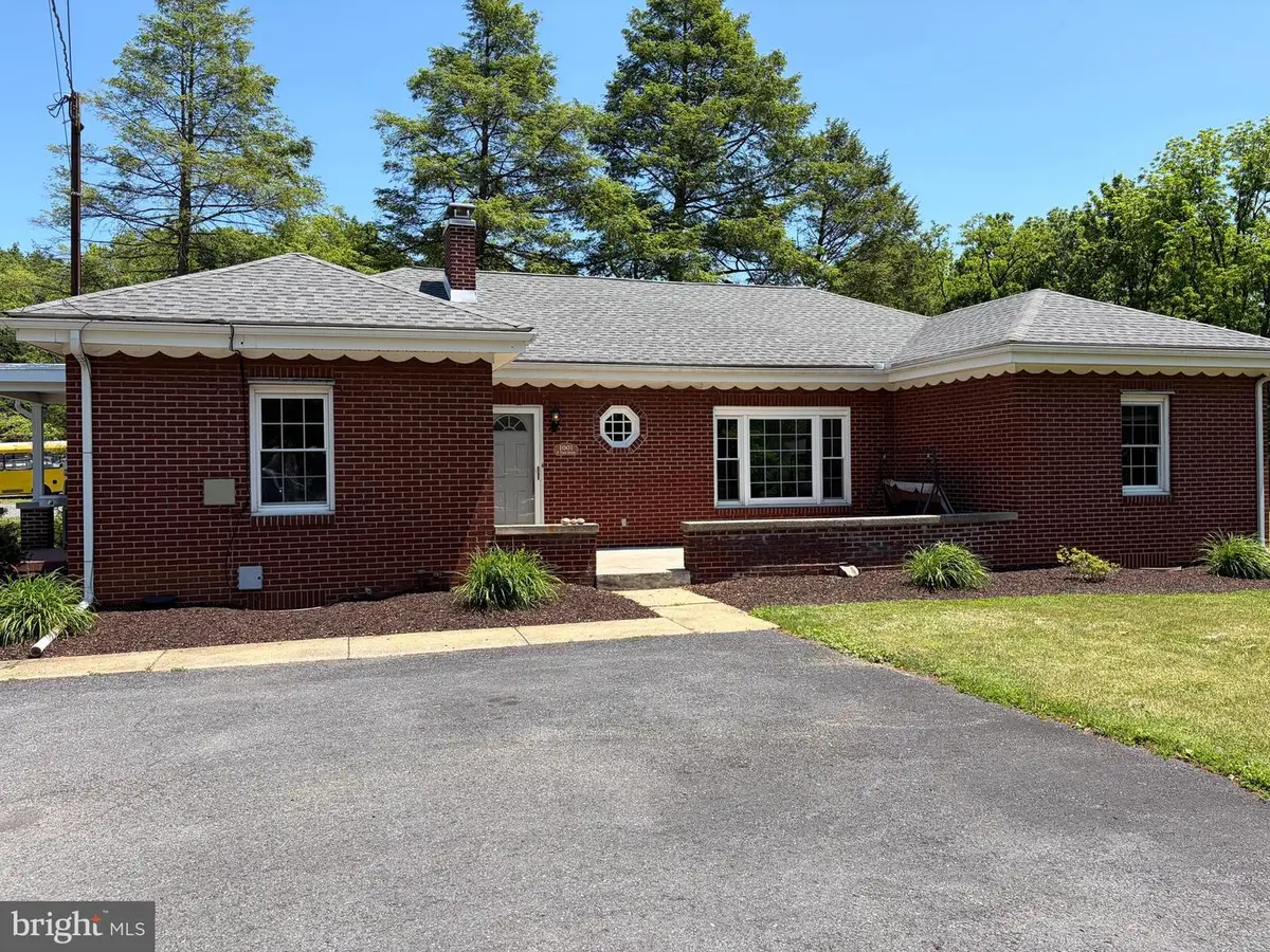 1001 S York Street, Mechanicsburg, PA 17055 - #1