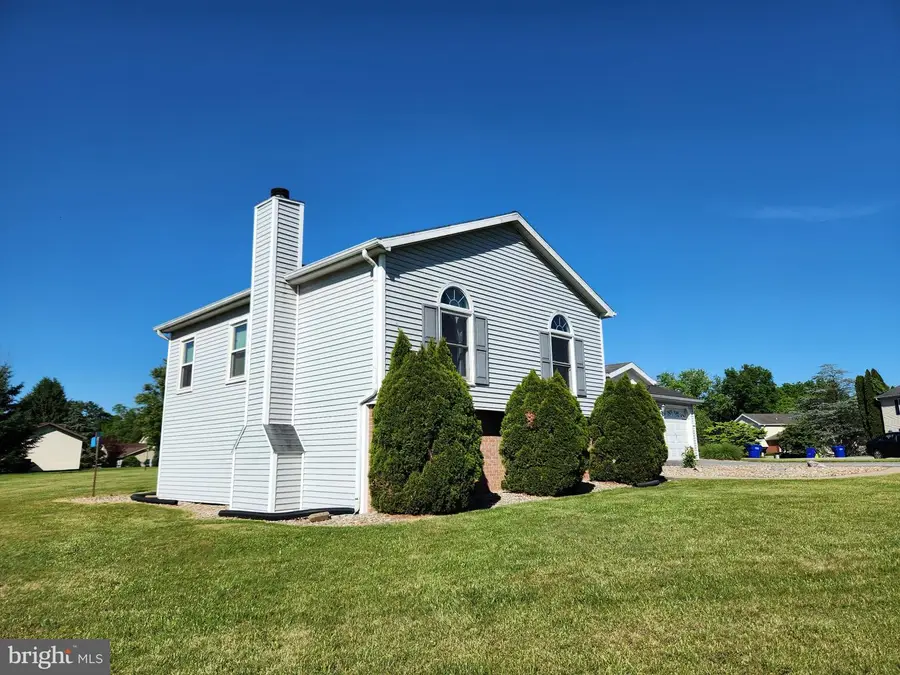 43 Wheatfield Dr, Carlisle, PA 17015 - #3