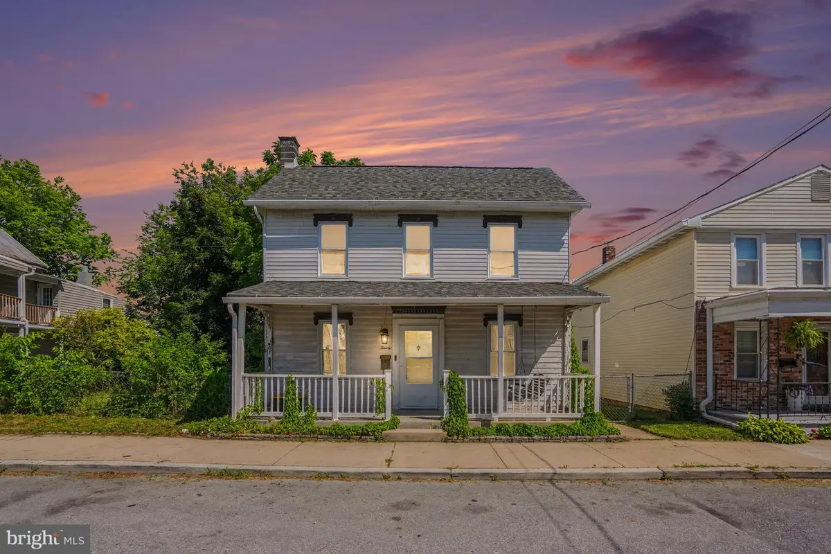20 W Factory St, Mechanicsburg, PA 17055 - #1