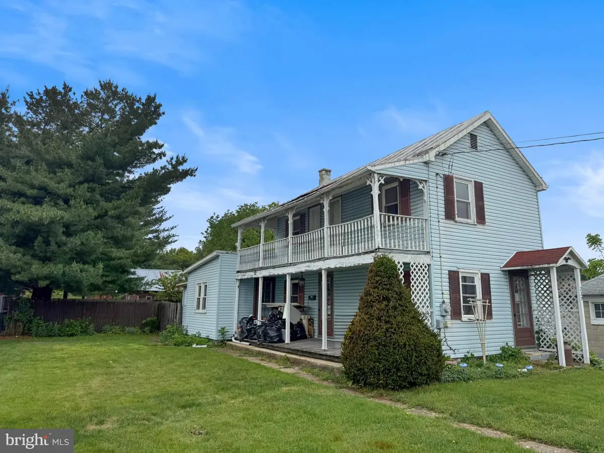 229 Chestnut Street, Mount Holly Springs, PA 17065 - #1