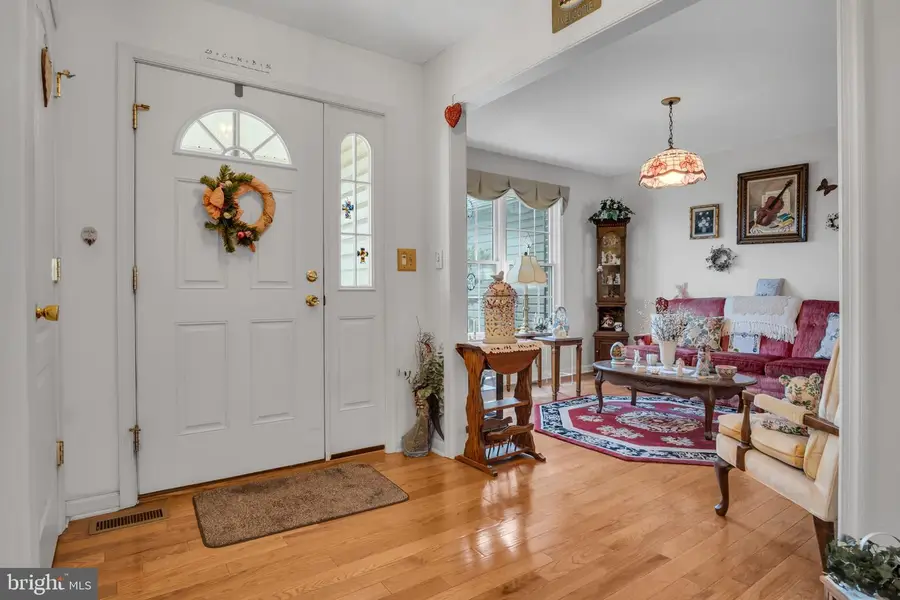 7 Larch Ln, Enola, PA 17025 - #3