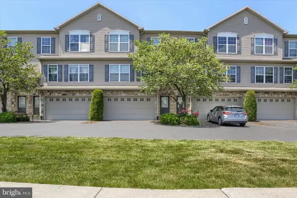 6347 Mercury Dr, MECHANICSBURG, PA 17050