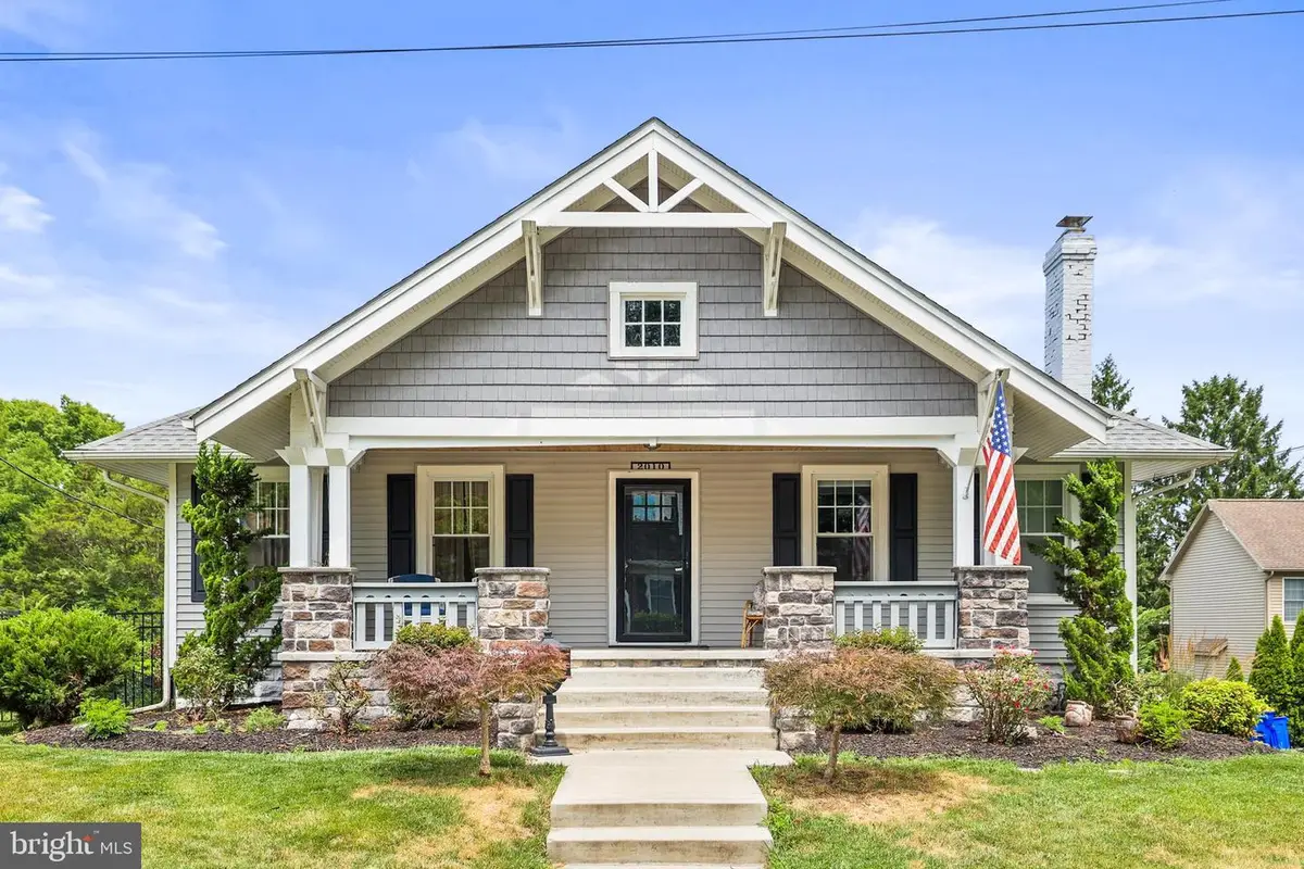 2010 Lenox St, Camp Hill, PA 17011 - #1