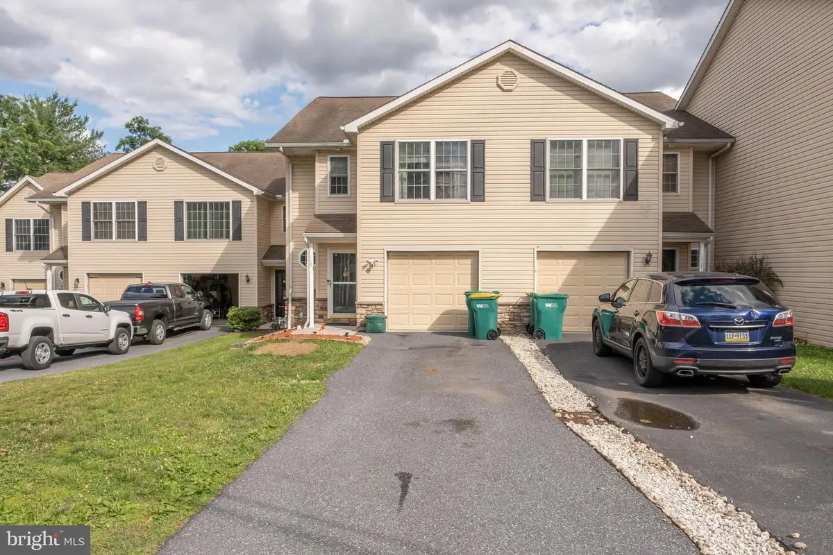 119 Bungalow Rd, Enola, PA 17025 - #1