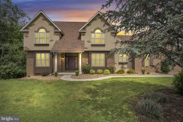 4002 Glenfinnan Pl, MECHANICSBURG, PA 17055