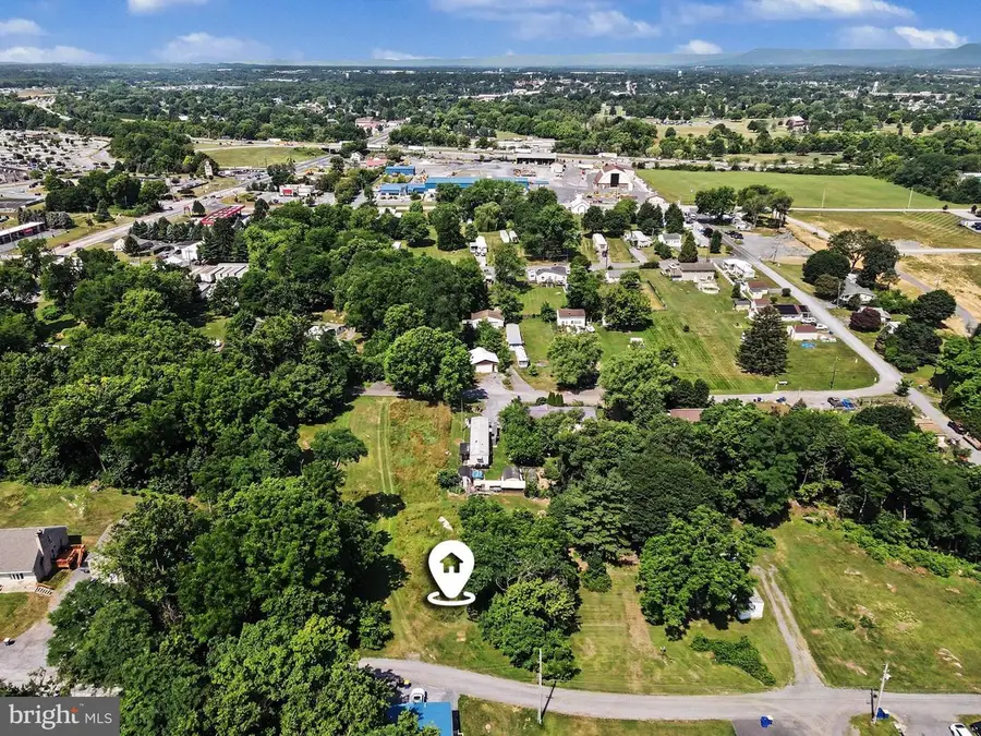 Paradise Dr, Carlisle, PA 17015 - #2