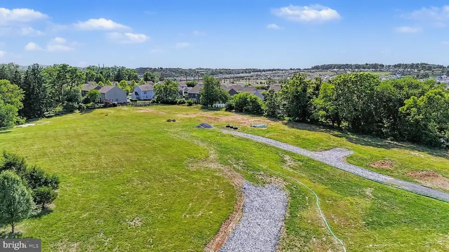 3240 Lisburn Rd #4, Mechanicsburg, PA 17055 - #2