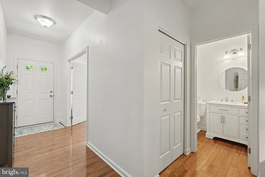 224 Aldenwood Dr, Carlisle, PA 17015 - #2