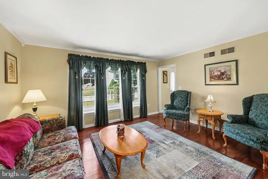 9 Blue Spruce Dr, Enola, PA 17025 - #3