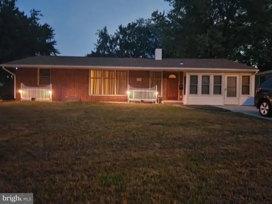 141 N 15th St, Camp Hill, PA 17011 - #2