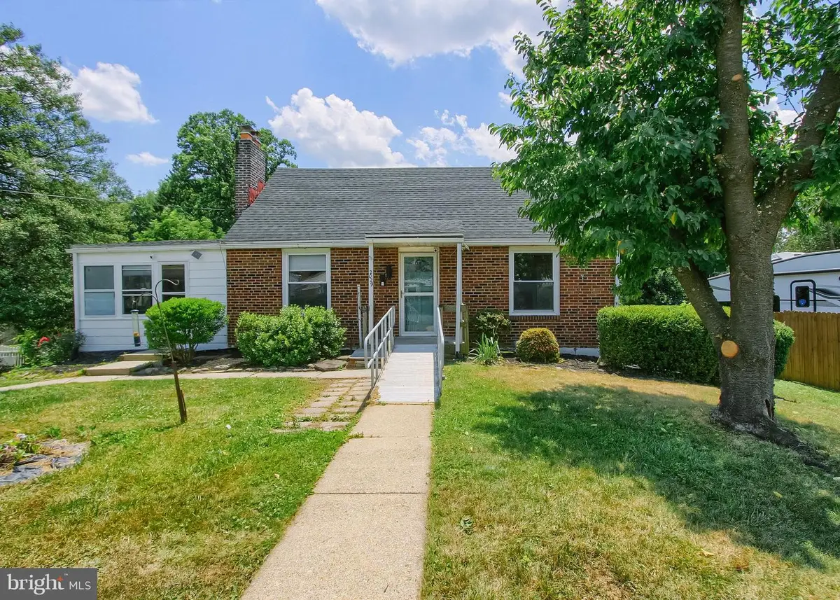 2029 Clarendon St, Camp Hill, PA 17011 - #1