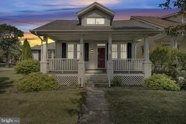 337 Franklin St, CARLISLE, PA 17013