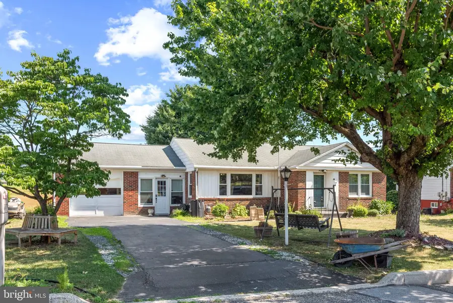 14 Sharon Rd, Enola, PA 17025 - #2
