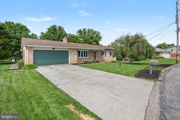 909 Spring Cir, MECHANICSBURG, PA 17055