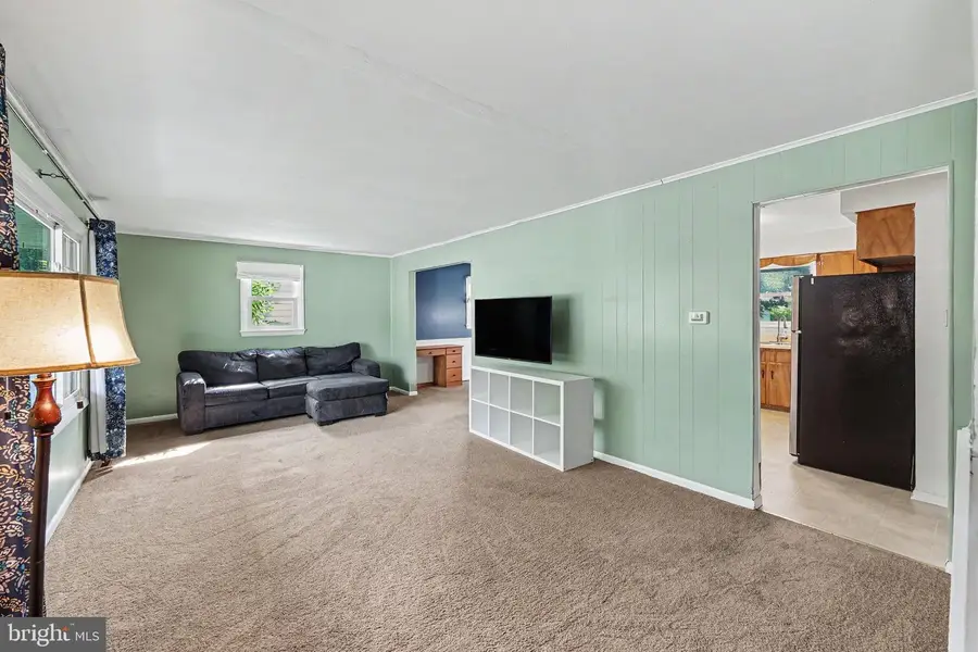 815 Fairview Rd, Carlisle, PA 17013 - #2