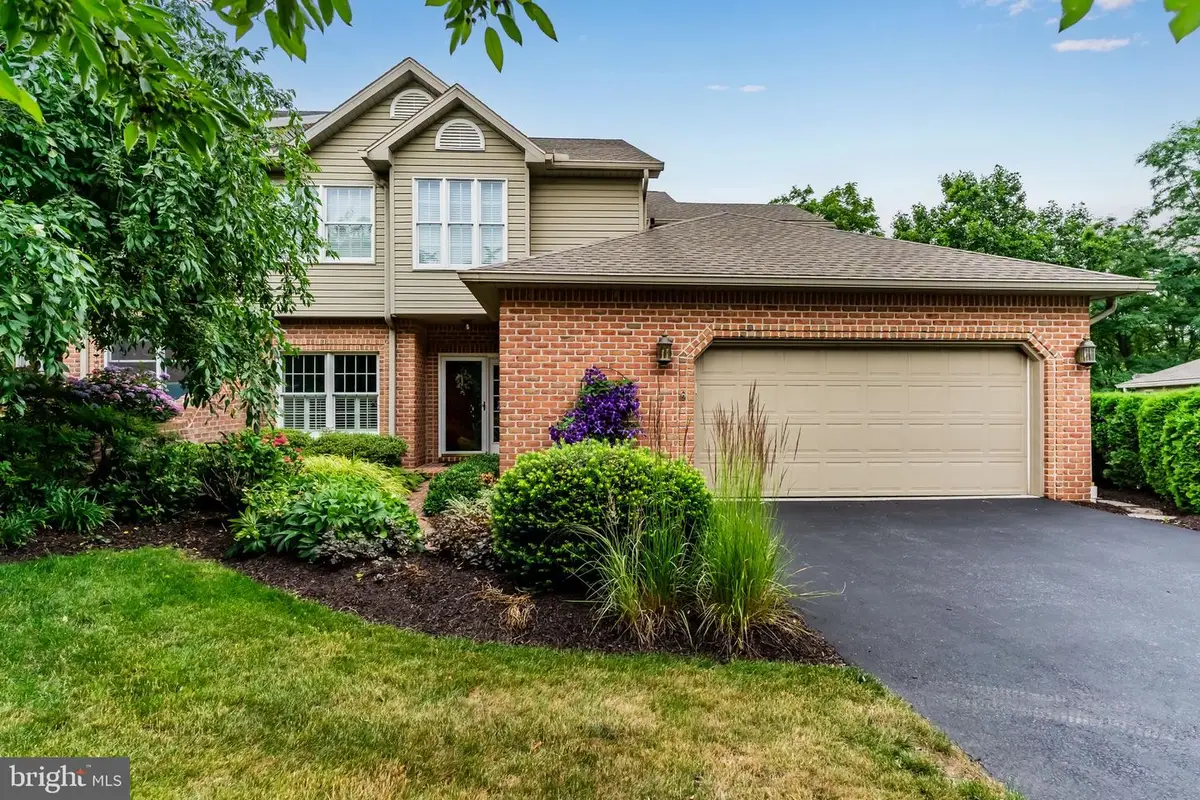 536 Bridgeview Dr, Lemoyne, PA 17043 - #1