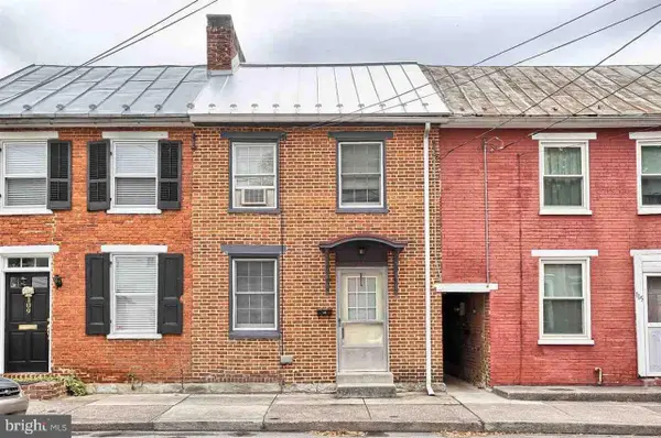 111 S Bedford St, CARLISLE, PA 17013