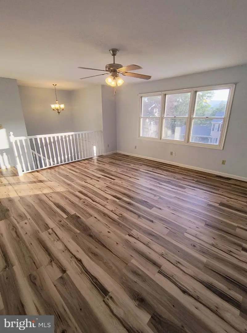 11 Independence Drive, Mount Holly Springs, PA 17065 - #2